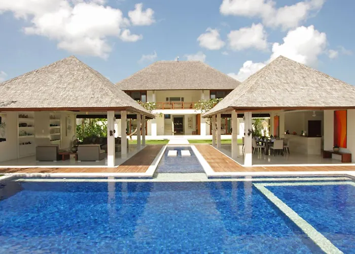 Asante Villa *
